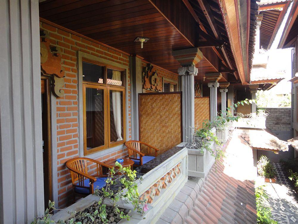 กูตา ซอร์กา บีช รีสอร์ต Hotel ภายนอก รูปภาพ