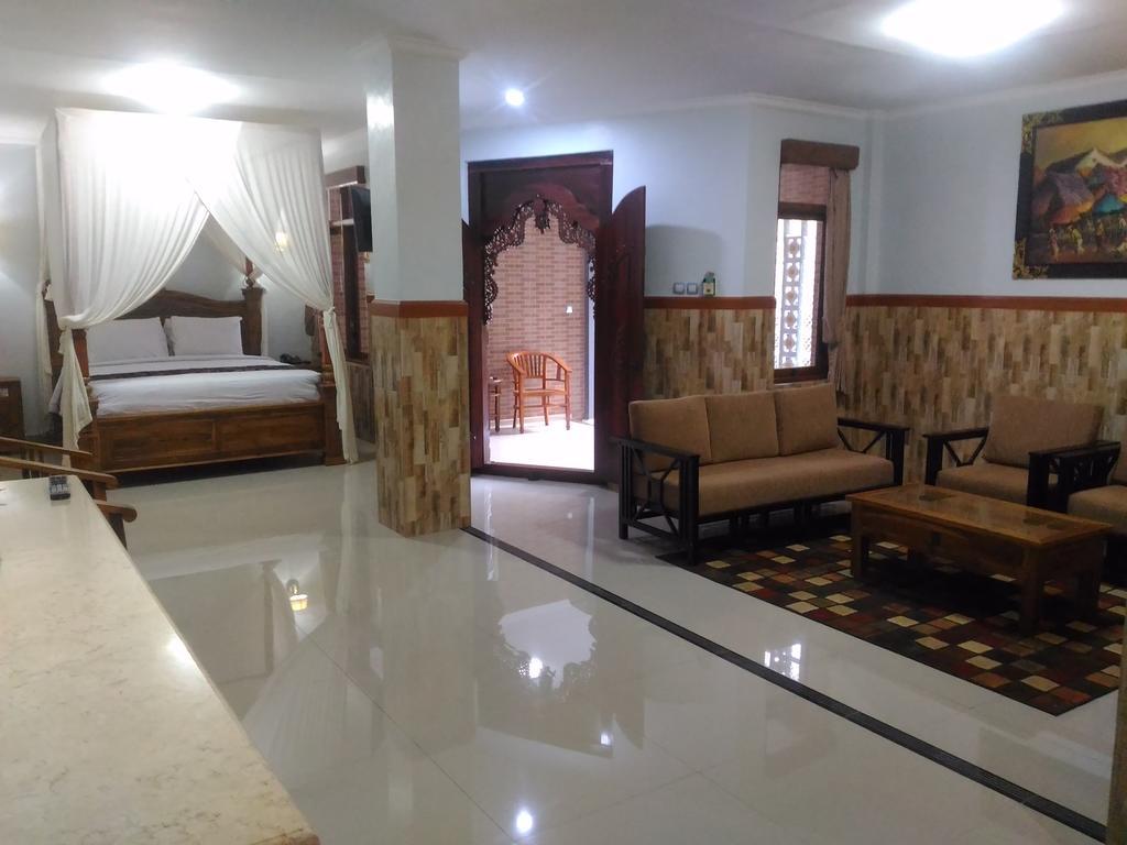 กูตา ซอร์กา บีช รีสอร์ต Hotel ภายนอก รูปภาพ
