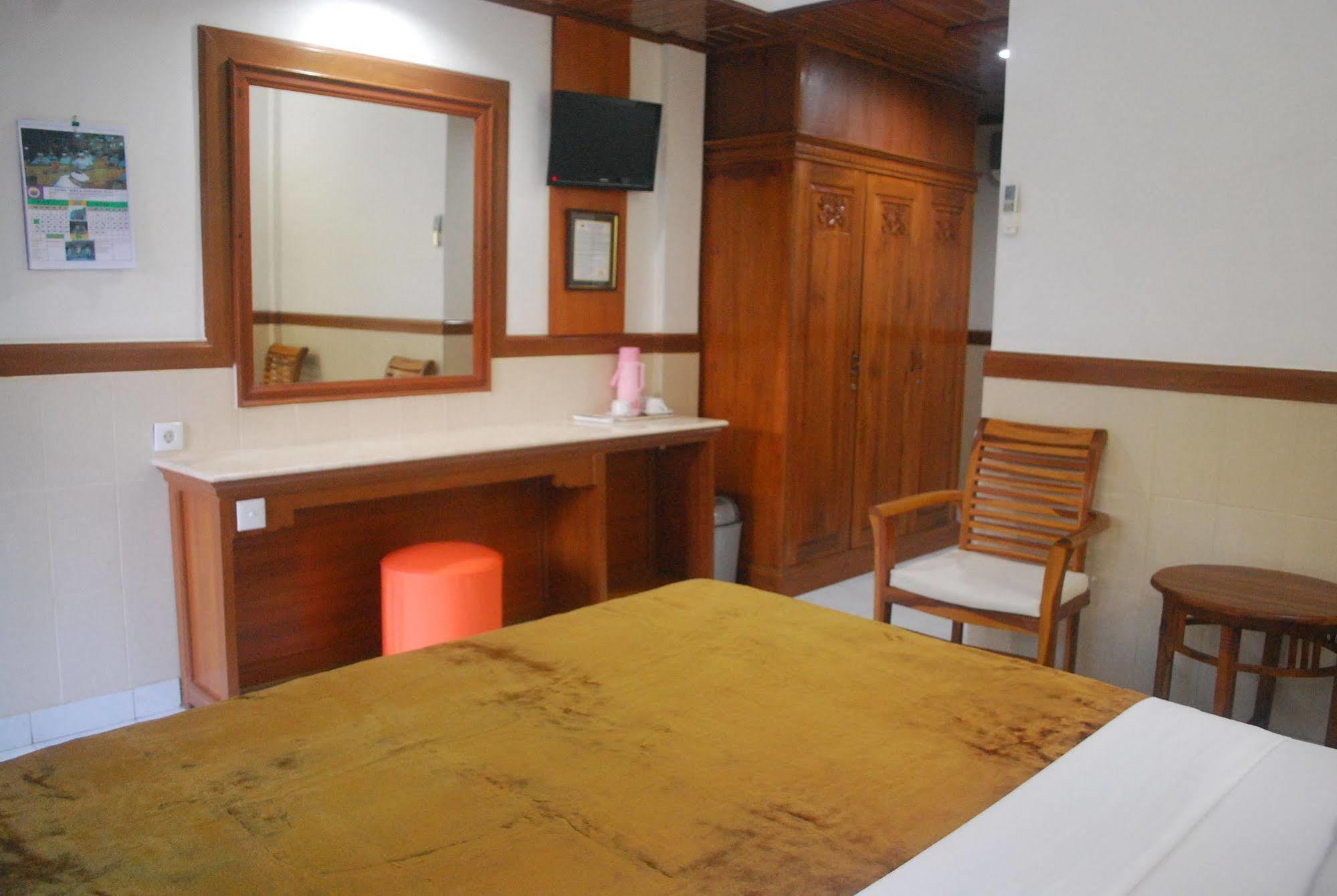 กูตา ซอร์กา บีช รีสอร์ต Hotel ภายนอก รูปภาพ