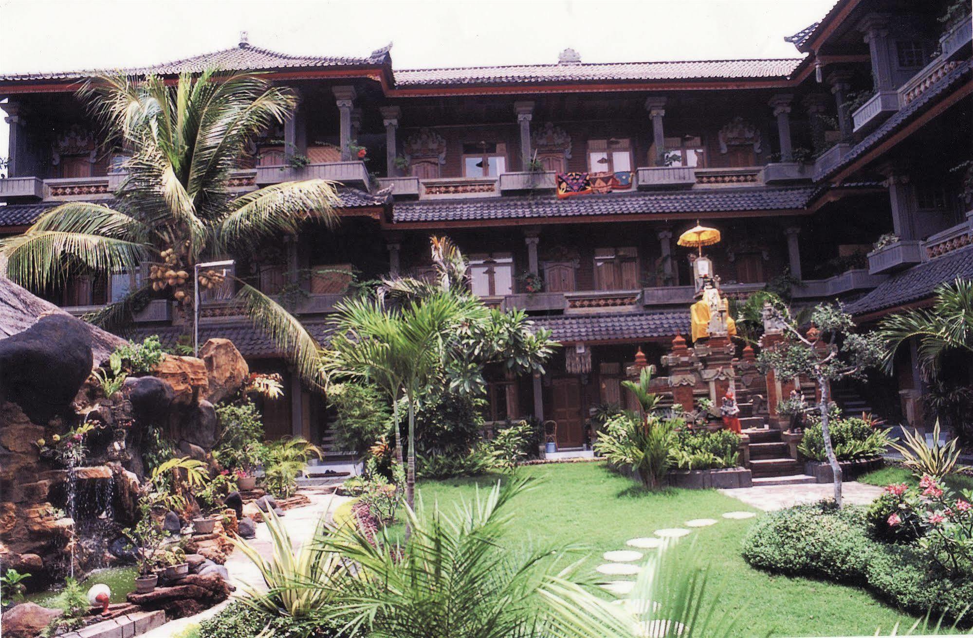 กูตา ซอร์กา บีช รีสอร์ต Hotel ภายนอก รูปภาพ